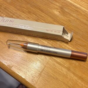 Avon Abracadabra Coral Lip Pencil